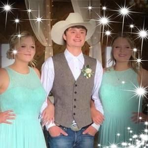 Meet your Posher, Hailey